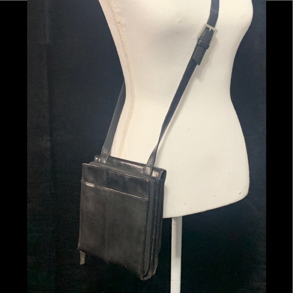 HOBO Multifunction Crossbody Bag
